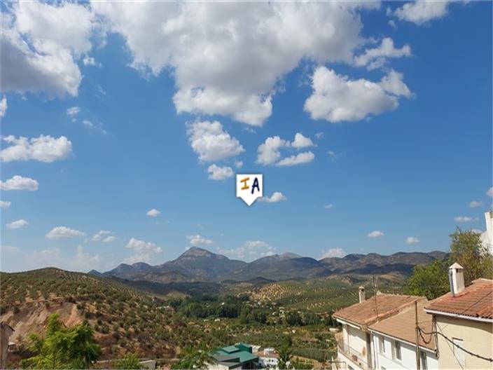 Casa en Venta en Castillo de Locubín