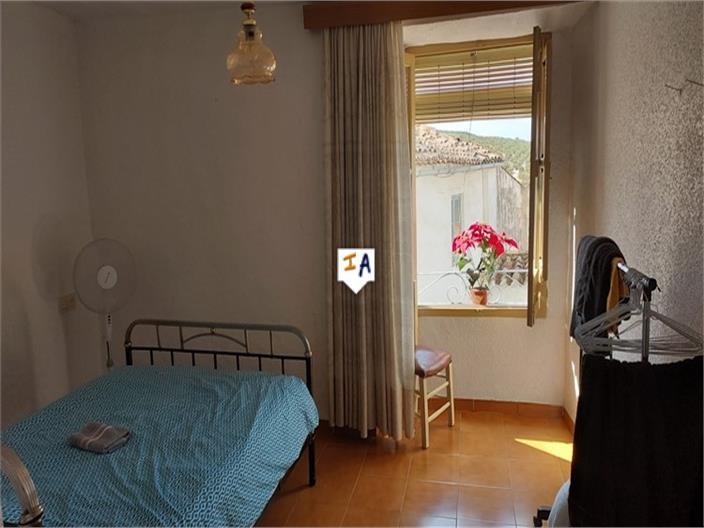 Casa en Venta en Castillo de Locubín