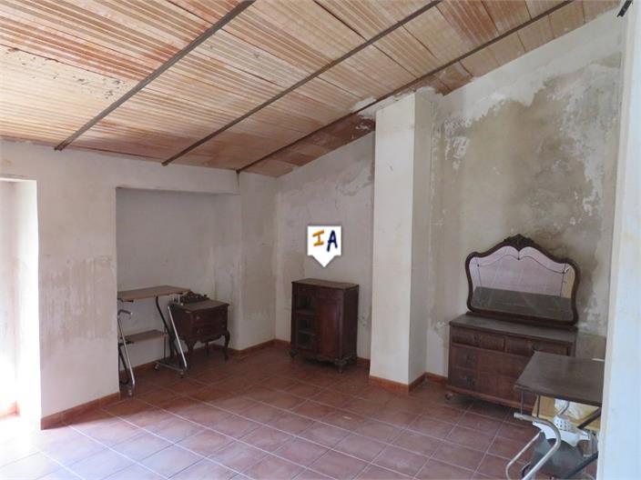 Villa for Sale in Martos