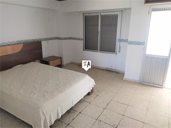 Casa en Venta en Iznájar