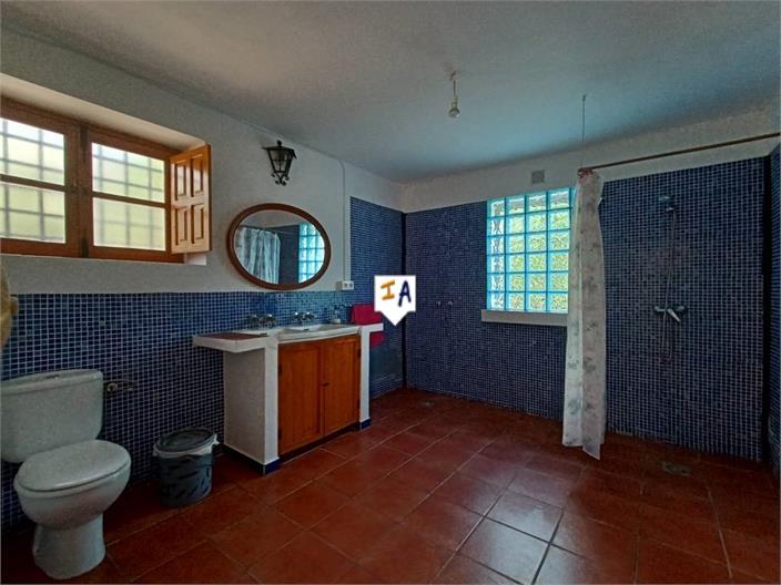 Villa en Venta en Iznájar