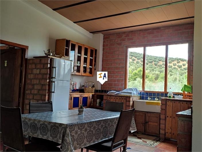 Villa en Venta en Iznájar