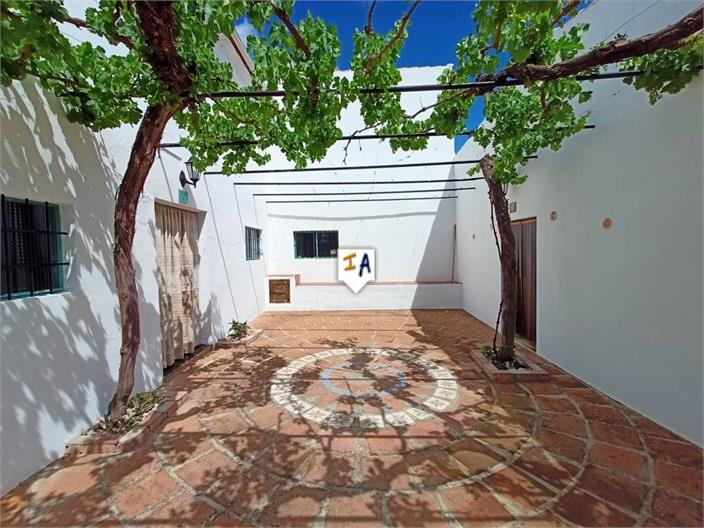 Villa en Venta en Iznájar