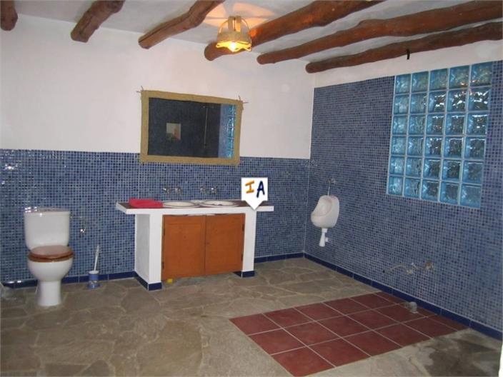 Villa en Venta en Iznájar