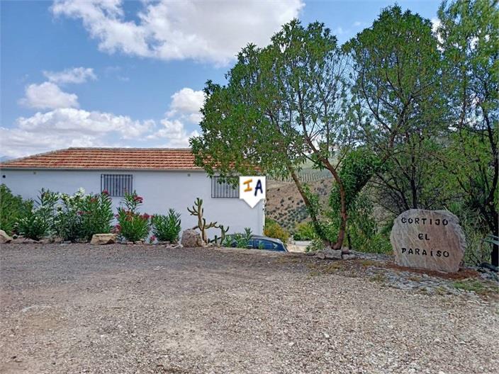 Villa en Venta en Iznájar