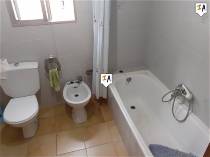 Casa en Venta en Iznájar