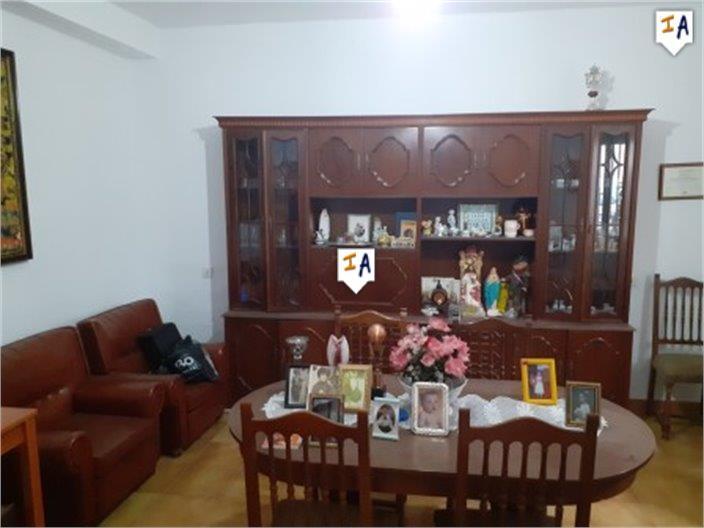 Casa en Venta en Iznájar