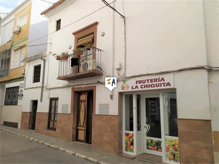 Casa en Venta en Iznájar