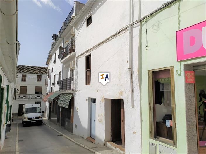 Casa en Venta en Iznájar