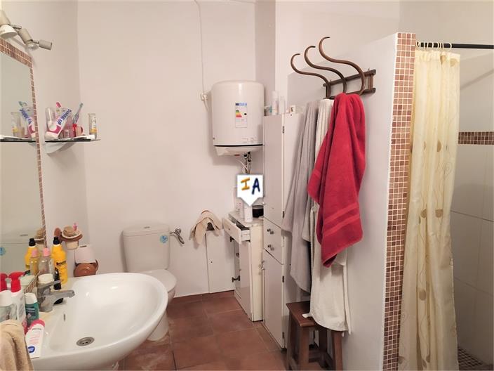 Casa en Venta en Iznájar