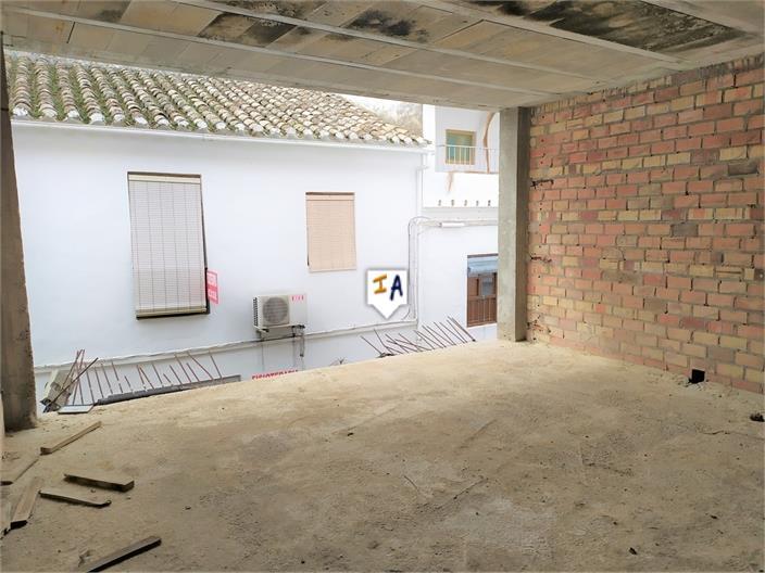 Casa en Venta en Iznájar