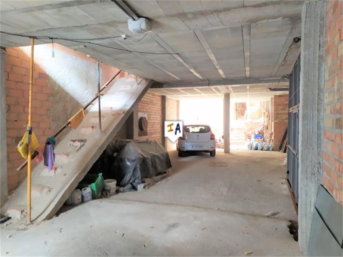 Casa en Venta en Iznájar