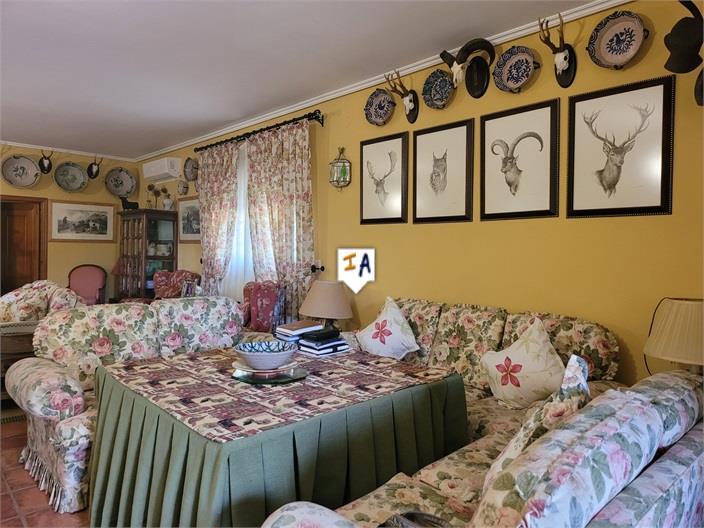 Villa for Sale in Morón de la Frontera