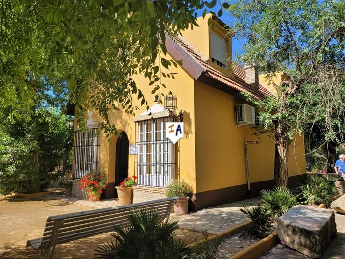 Villa for Sale in Morón de la Frontera