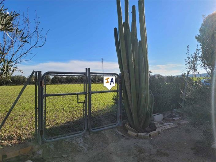 Villa for Sale in La Lantejuela