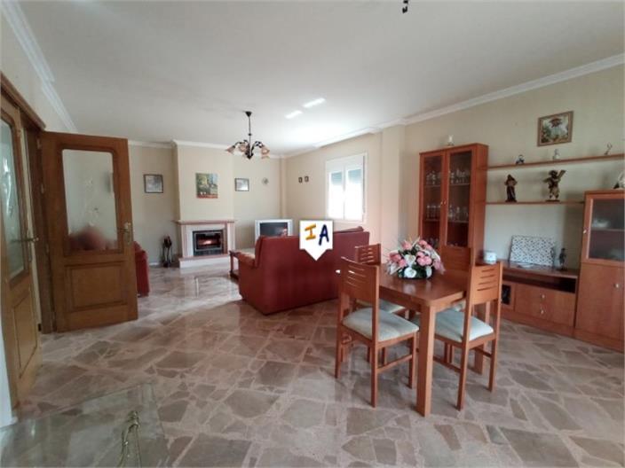 Villa for Sale in Casabermeja