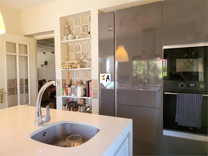 Villa for Sale in Marchena