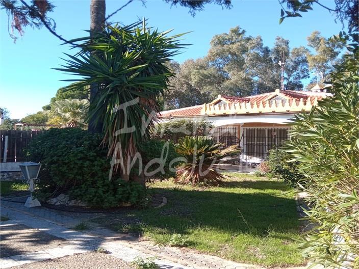 Villa for Sale in Marchena