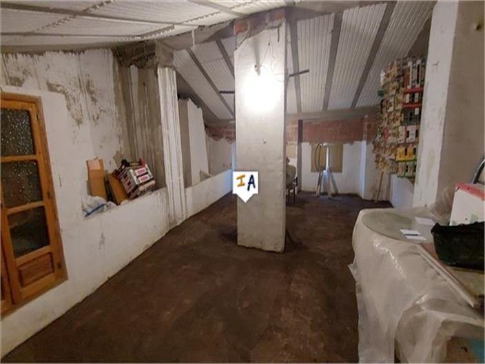 Casa en Venta en Castillo de Locubín