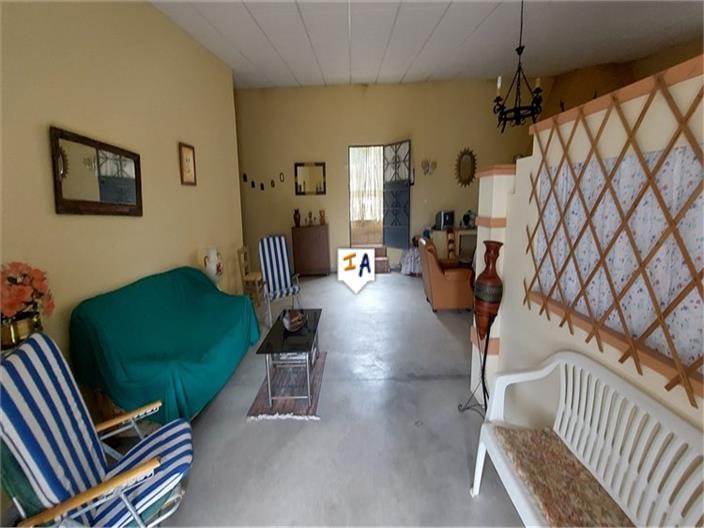 Chalet for Sale in Fuente-Tójar
