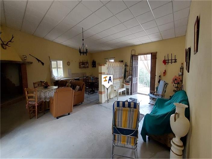 Chalet for Sale in Fuente-Tójar