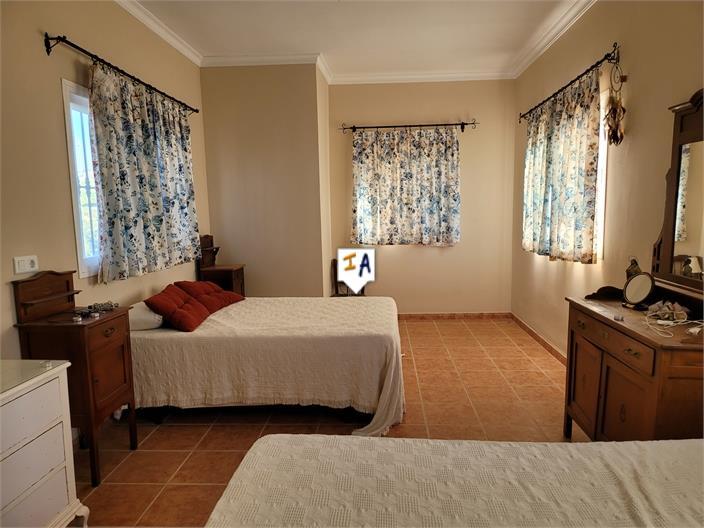 Villa for Sale in Osuna