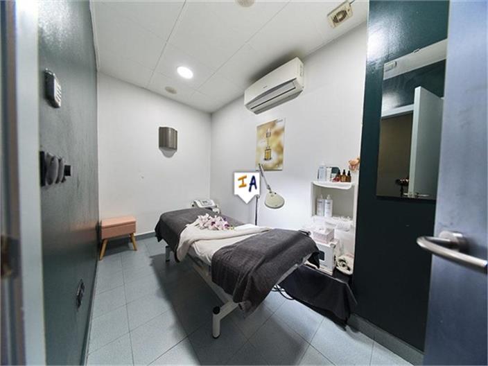 Premise for Sale in Granada