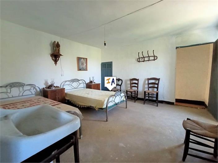 Villa en Venta en Cabra