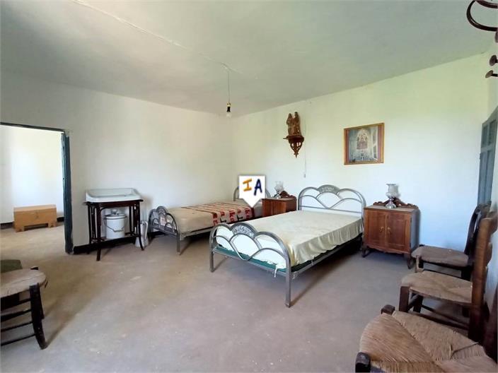 Villa en Venta en Cabra