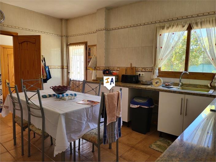 Villa for Sale in Puente Genil