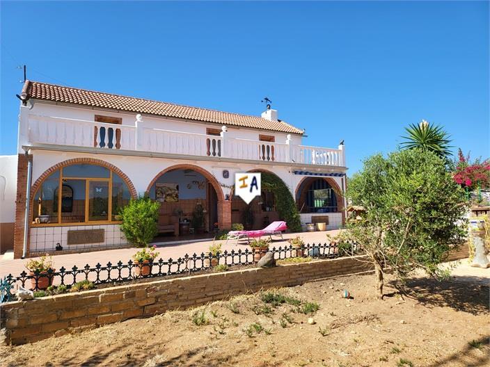 Villa for Sale in Puente Genil