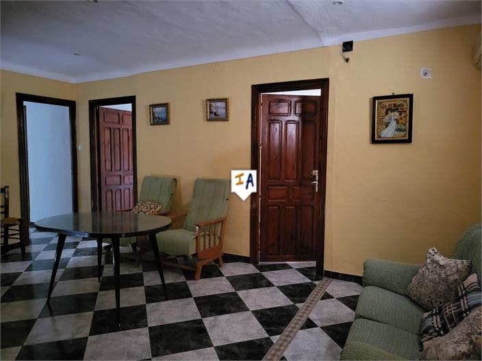 Villa for Sale in Villanueva de Algaidas