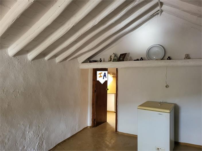 Villa for Sale in Villanueva de Algaidas