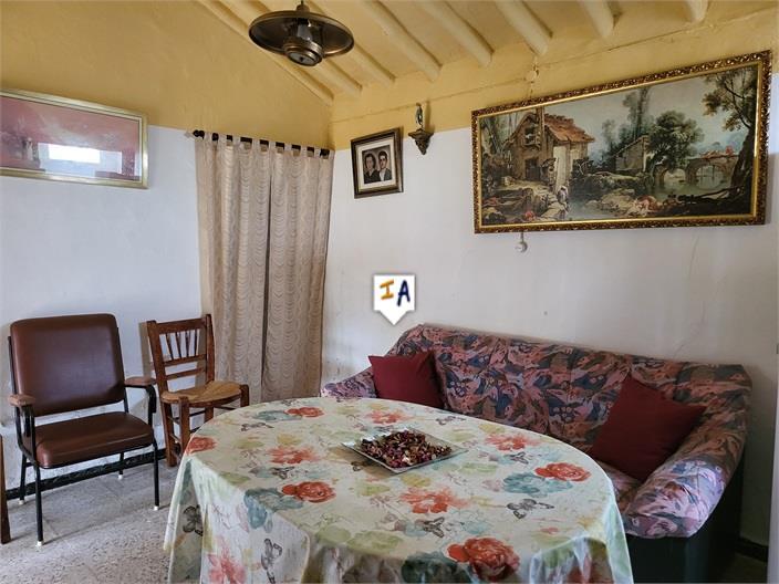 Villa for Sale in Villanueva de Algaidas