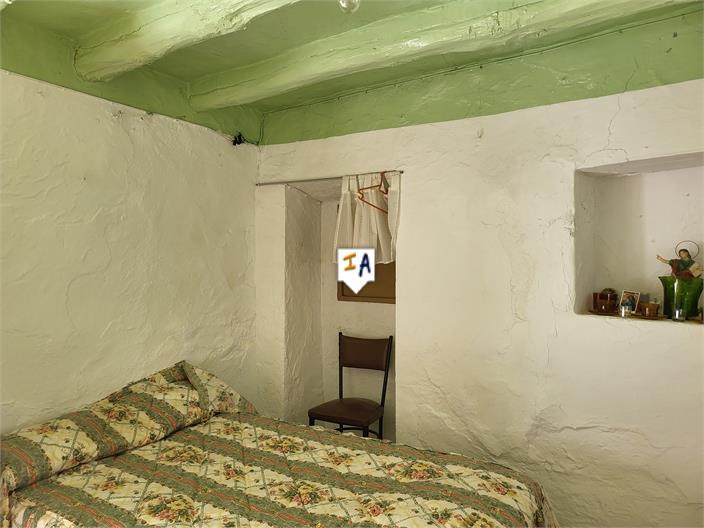 Villa for Sale in Villanueva de Algaidas