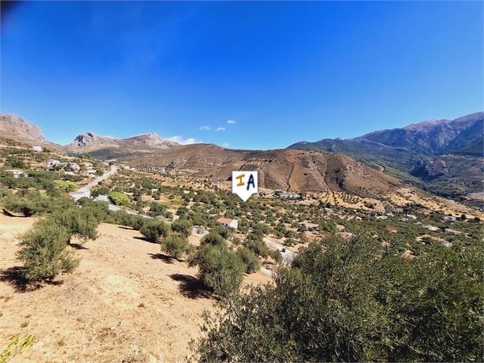 Finca en Venta en Alcaucín