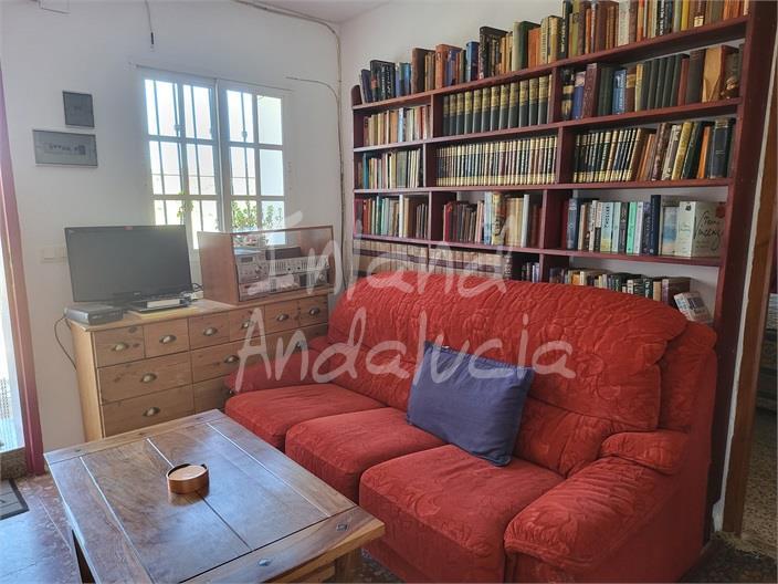 Villa for Sale in Antequera