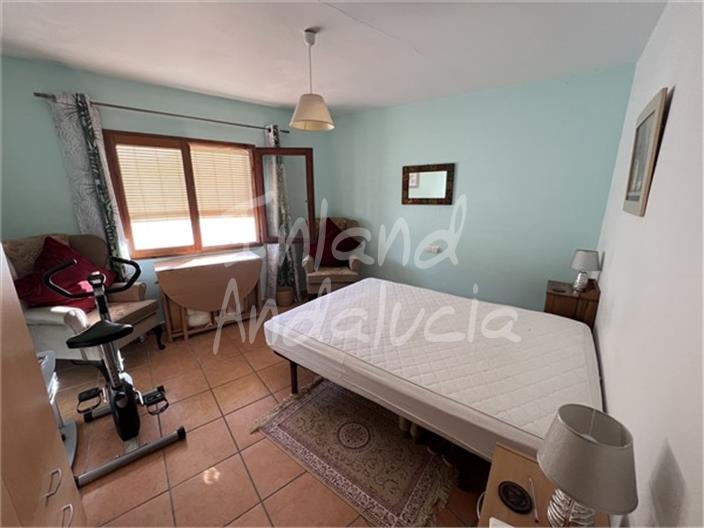 House for Sale in Moclín
