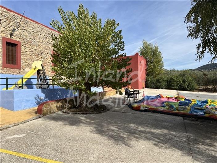 Premise for Sale in Montefrío