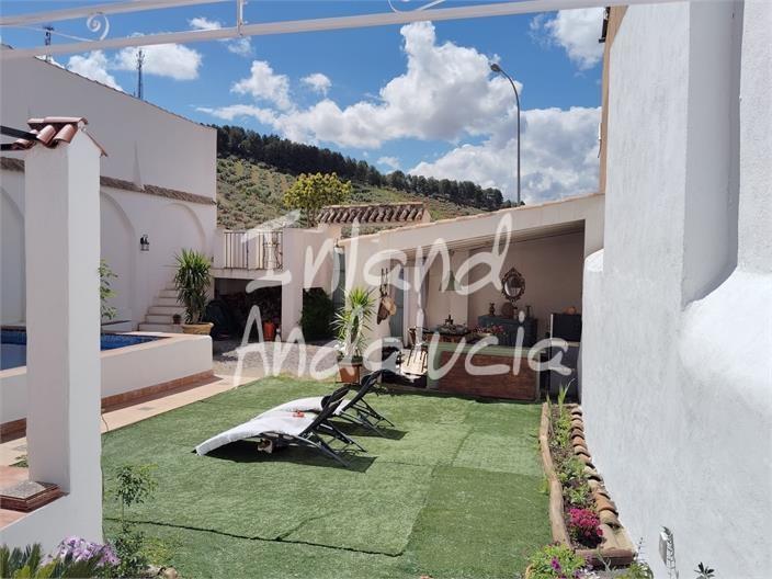 House for Sale in Alcaudete