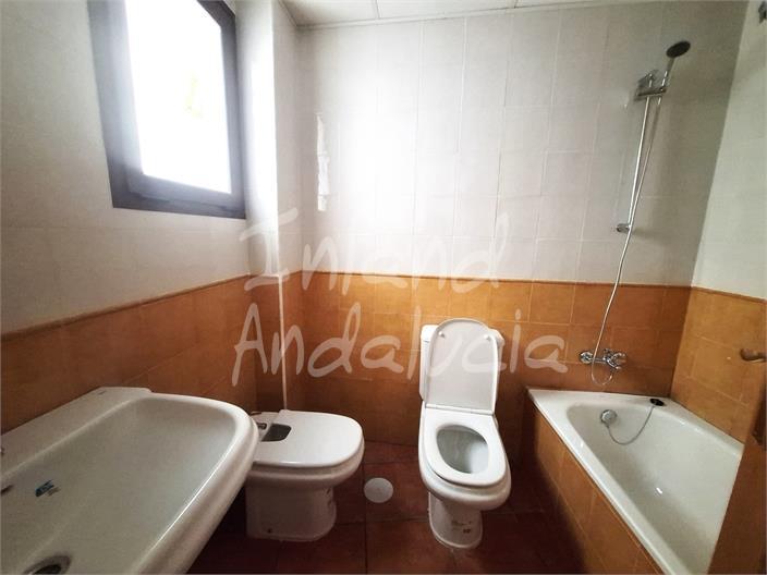 Apartment for Sale in Alcaucín
