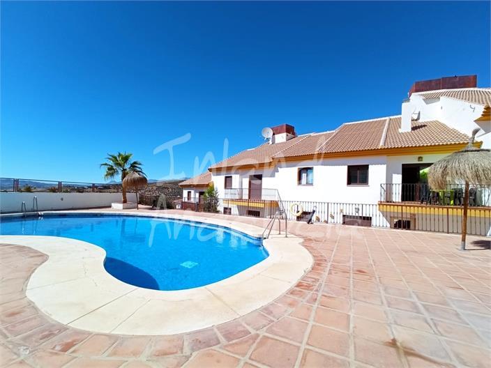 Apartment for Sale in Alcaucín
