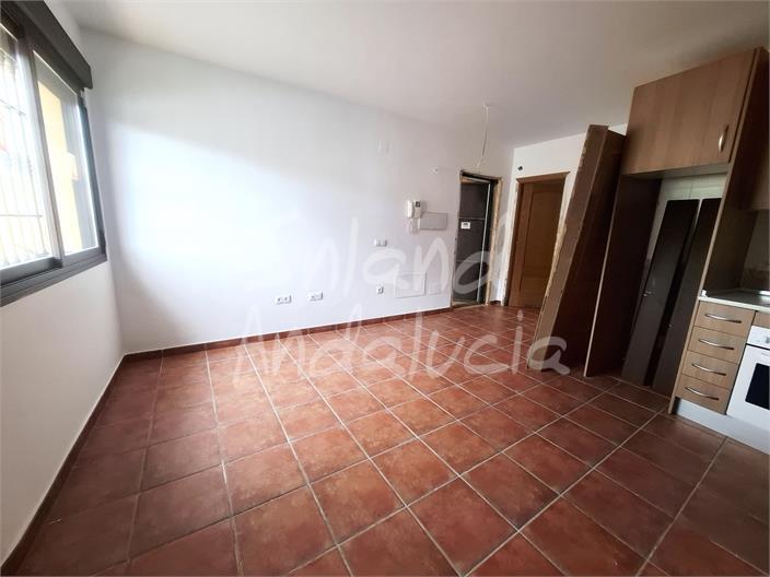 Apartment for Sale in Alcaucín