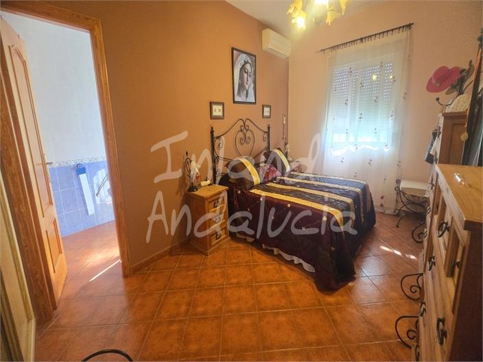 Chalet en Venta en Alcaucín