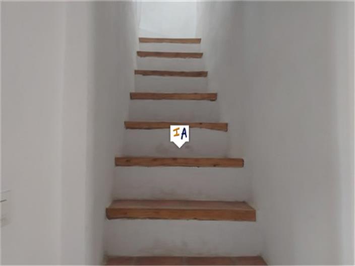 House for Sale in Colomera