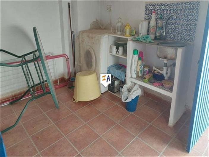 House for Sale in Colomera