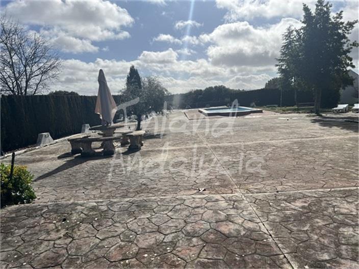 Chalet for Sale in Alcalá la Real
