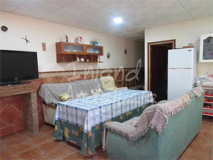 Chalet for Sale in Martos