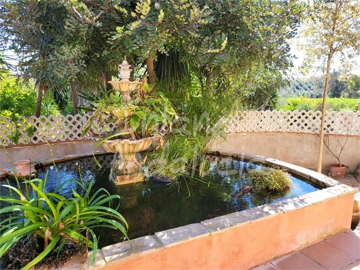 Villa for Sale in Isla Redonda - La Aceñuela
