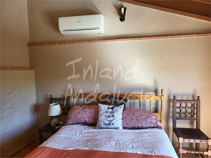 Villa for Sale in Isla Redonda - La Aceñuela

